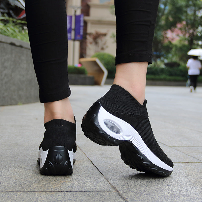 Women's Walking Shoes